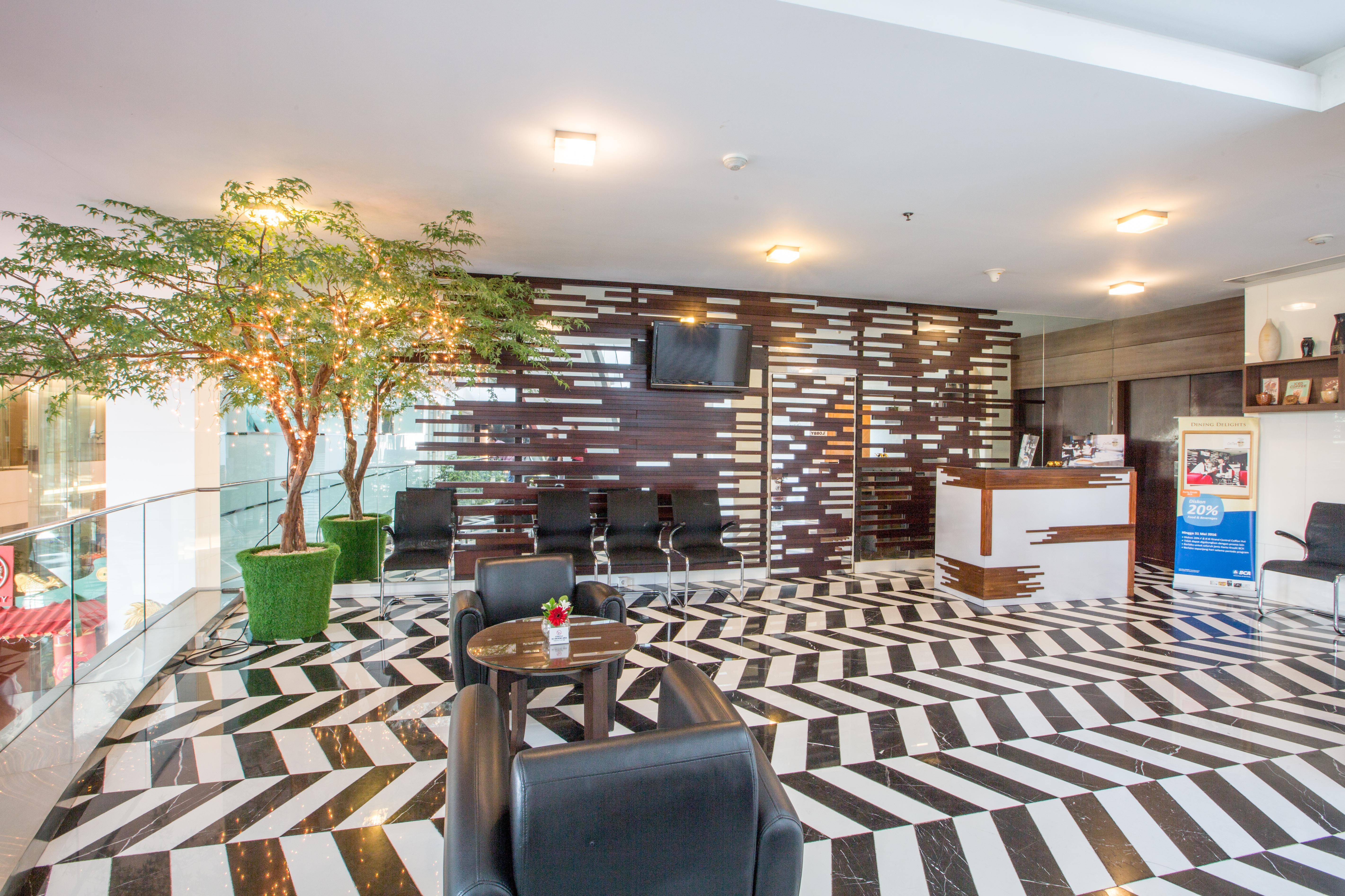 Merlynn Park Hotel Джакарта Екстериор снимка